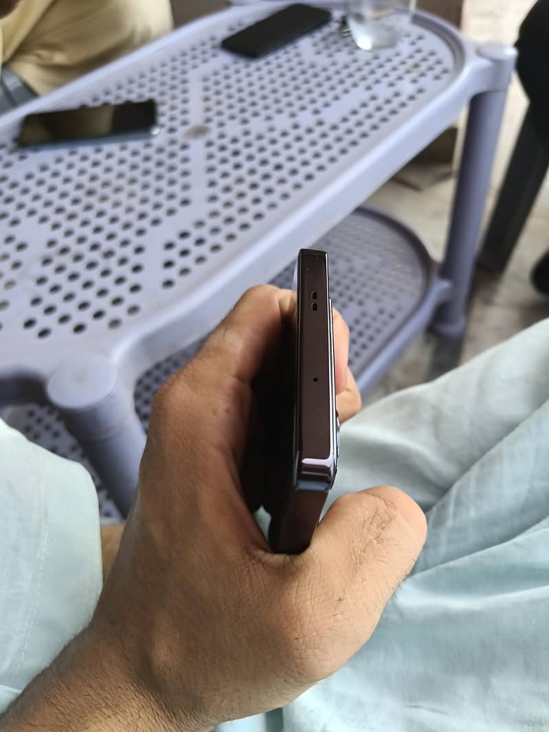 Infinix Note 40 4