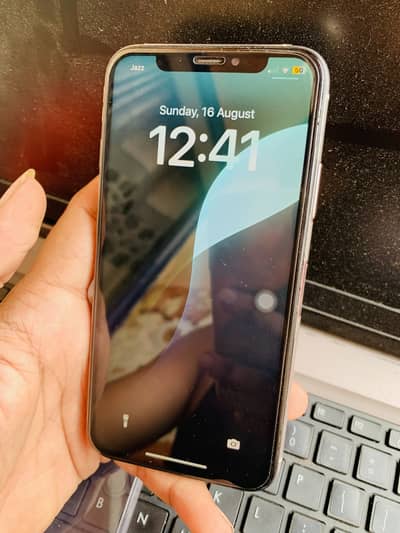 Apple iPhone XS  256GB. Pta Approved