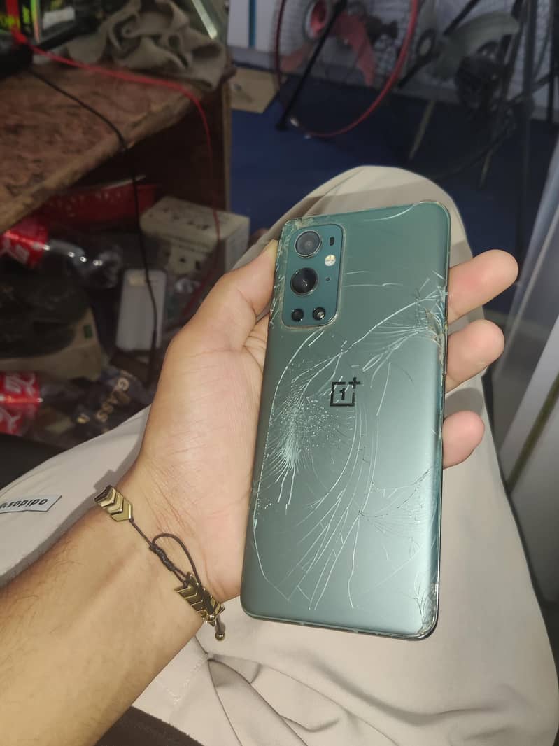 One Plus 9 Pro 0