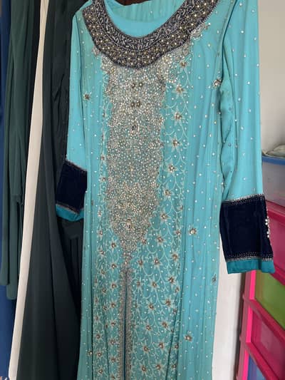 Heavy bridal/engagement dress