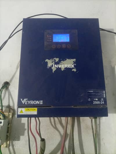 Inverex veyron 2 2.5kw and daewoo dib 180 battery