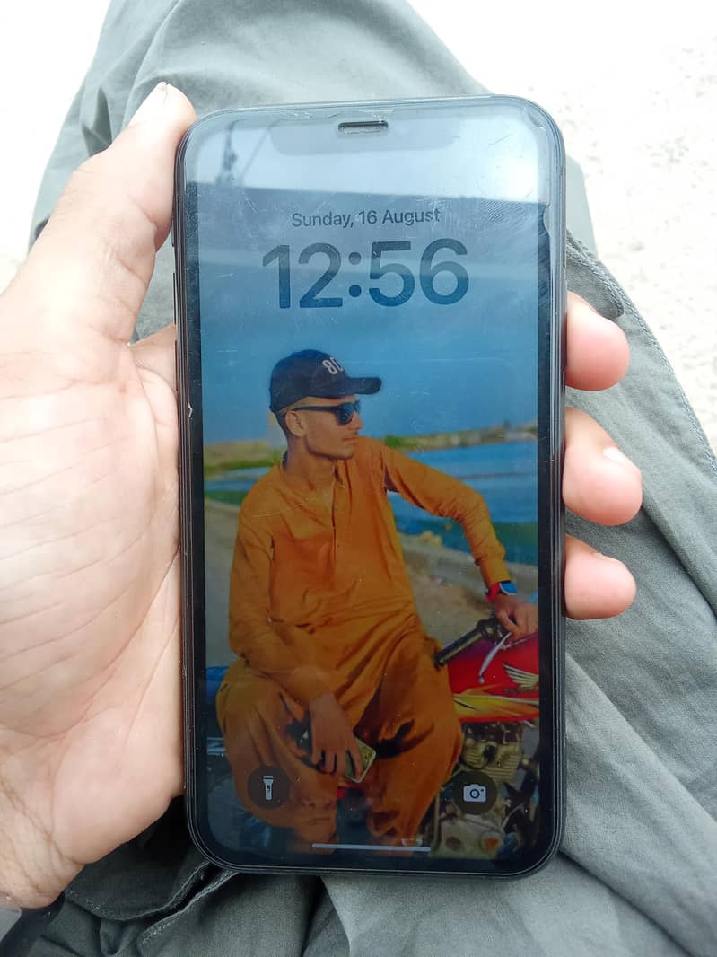 Apple iPhone 11 2