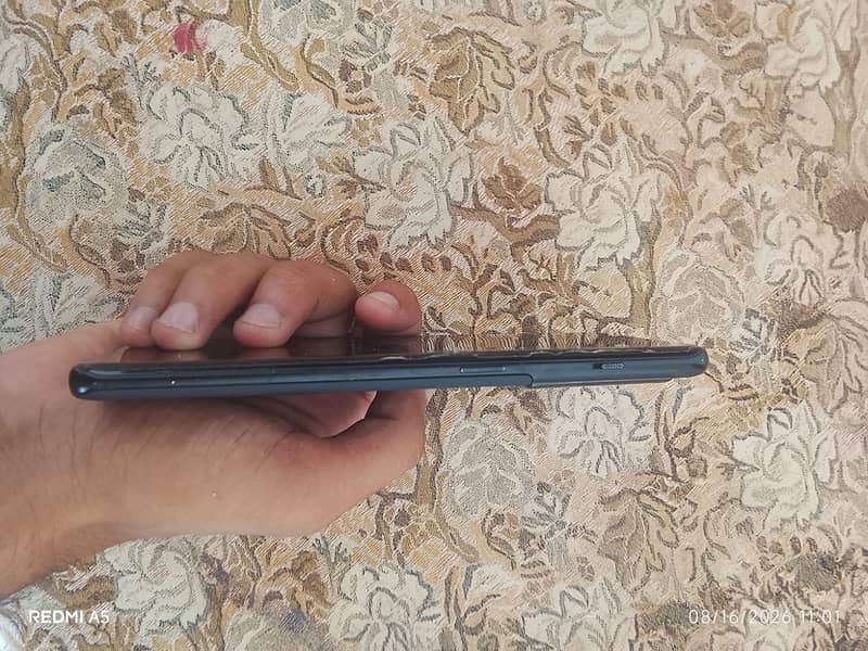 One Plus 10 Pro 6