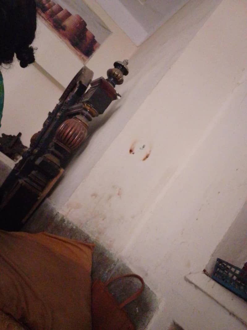 wood bed 1