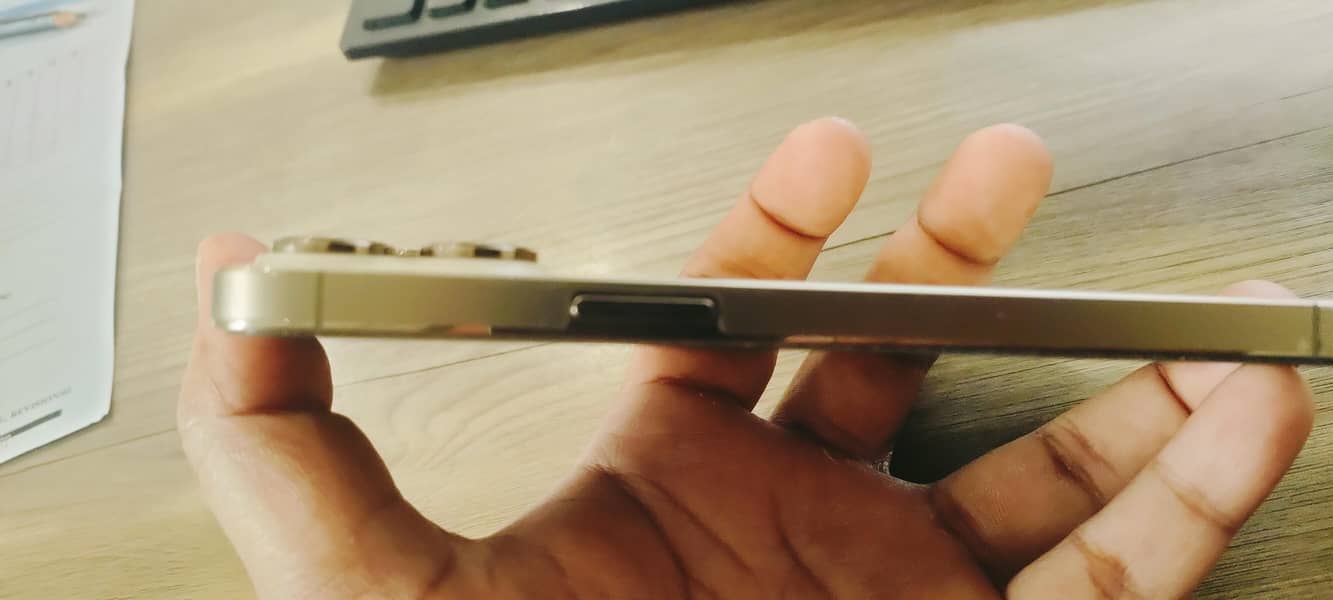 Apple iPhone 14 Pro Max 4