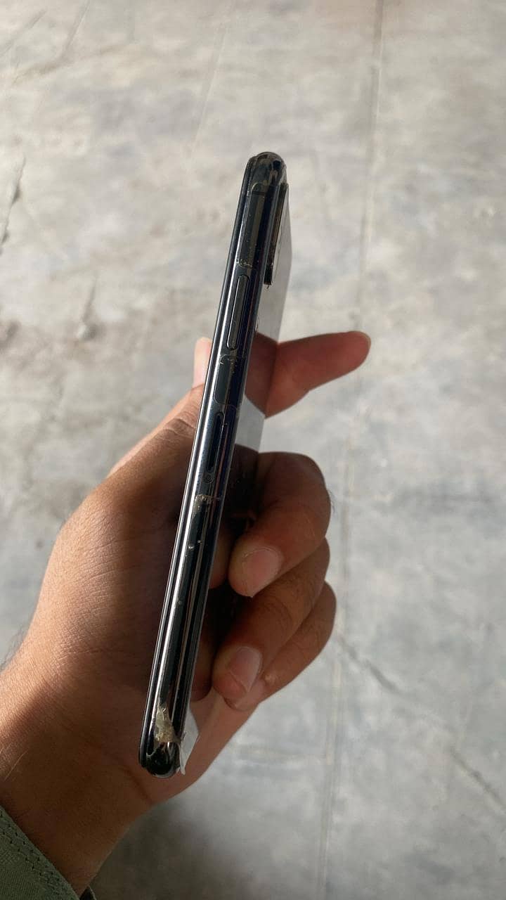 Apple iPhone X 2