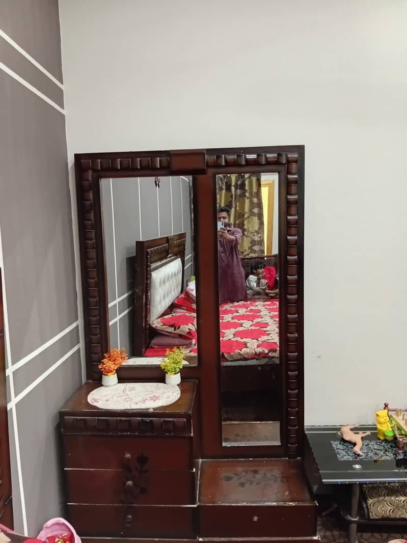 Double Bed Set with Dressing Table & Side Table 1
