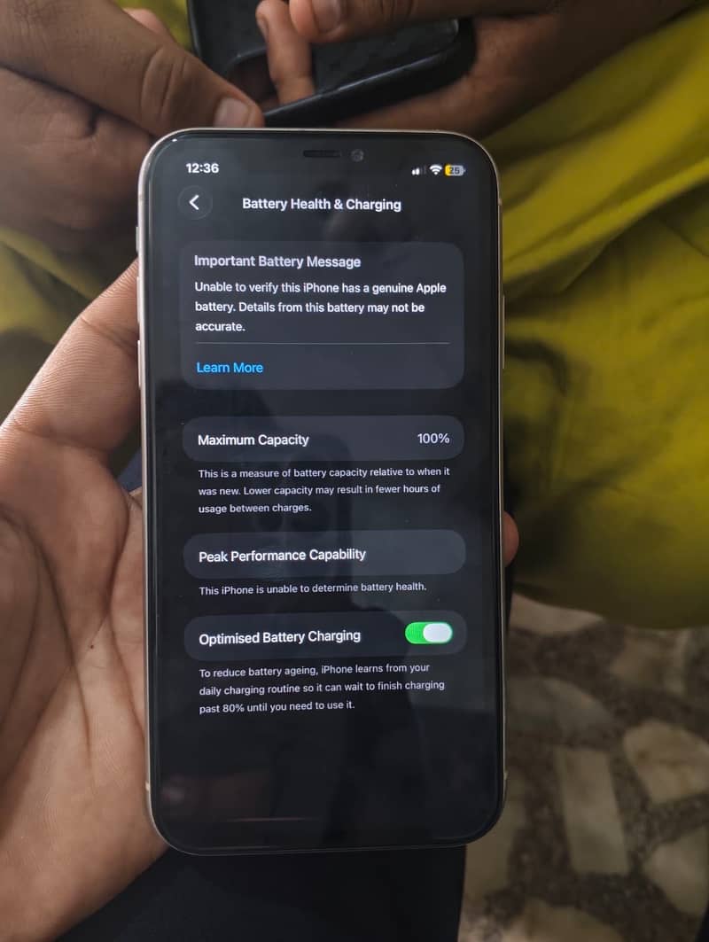 Apple iPhone 11 3