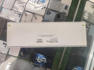 Box Pack apple watch se(Gen 2)44mm Midnight AI lnk sl GPS Designed by