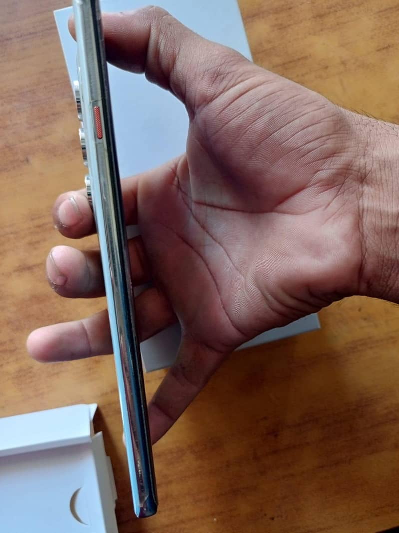 Tecno CAMON 40 Pro 3