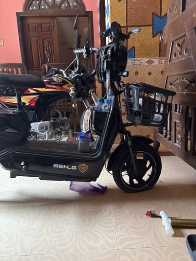 Benlg mini scooty