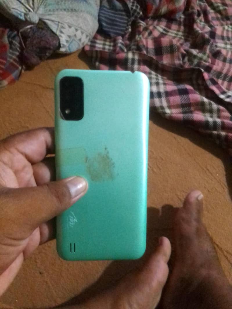 Itel A27 3