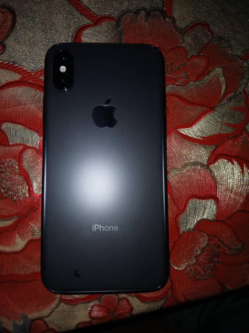 Apple iPhone X 3