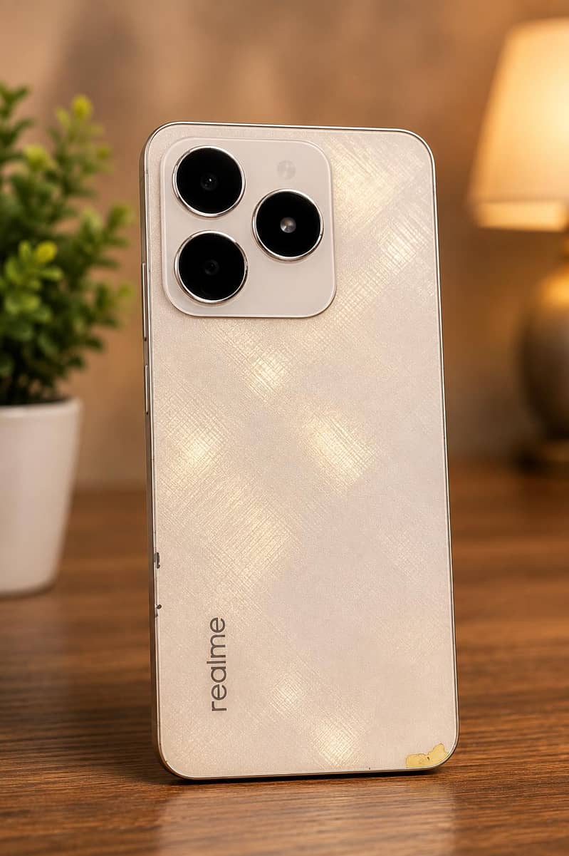 Realme C61 5