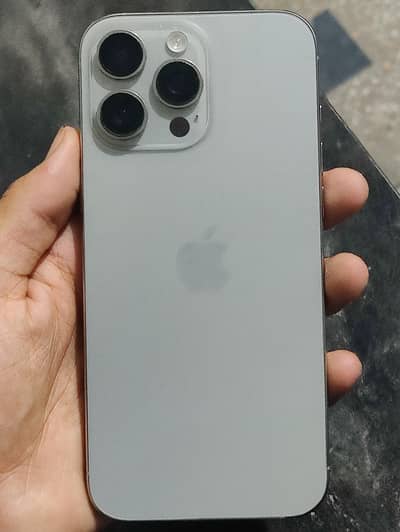 iPhone 16 Pro Max For Sell (non pta) factory unlock