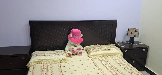 moving out sale two bed set with mattress with side table