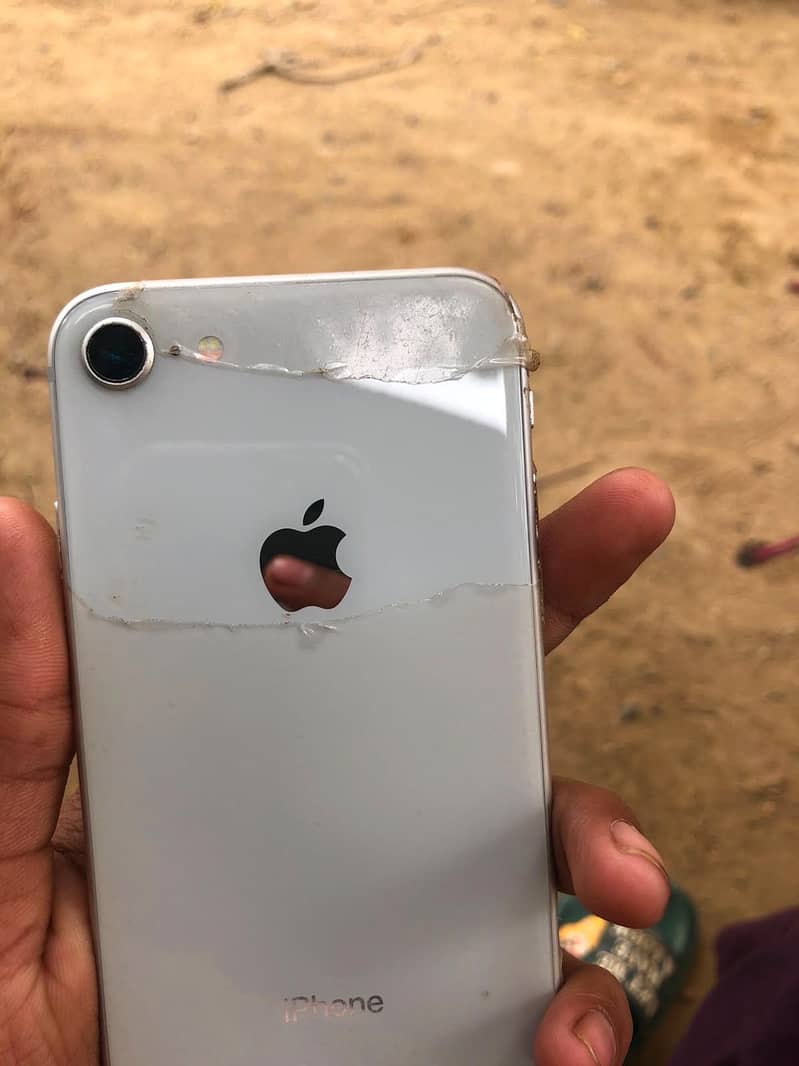 Apple iPhone 8 2