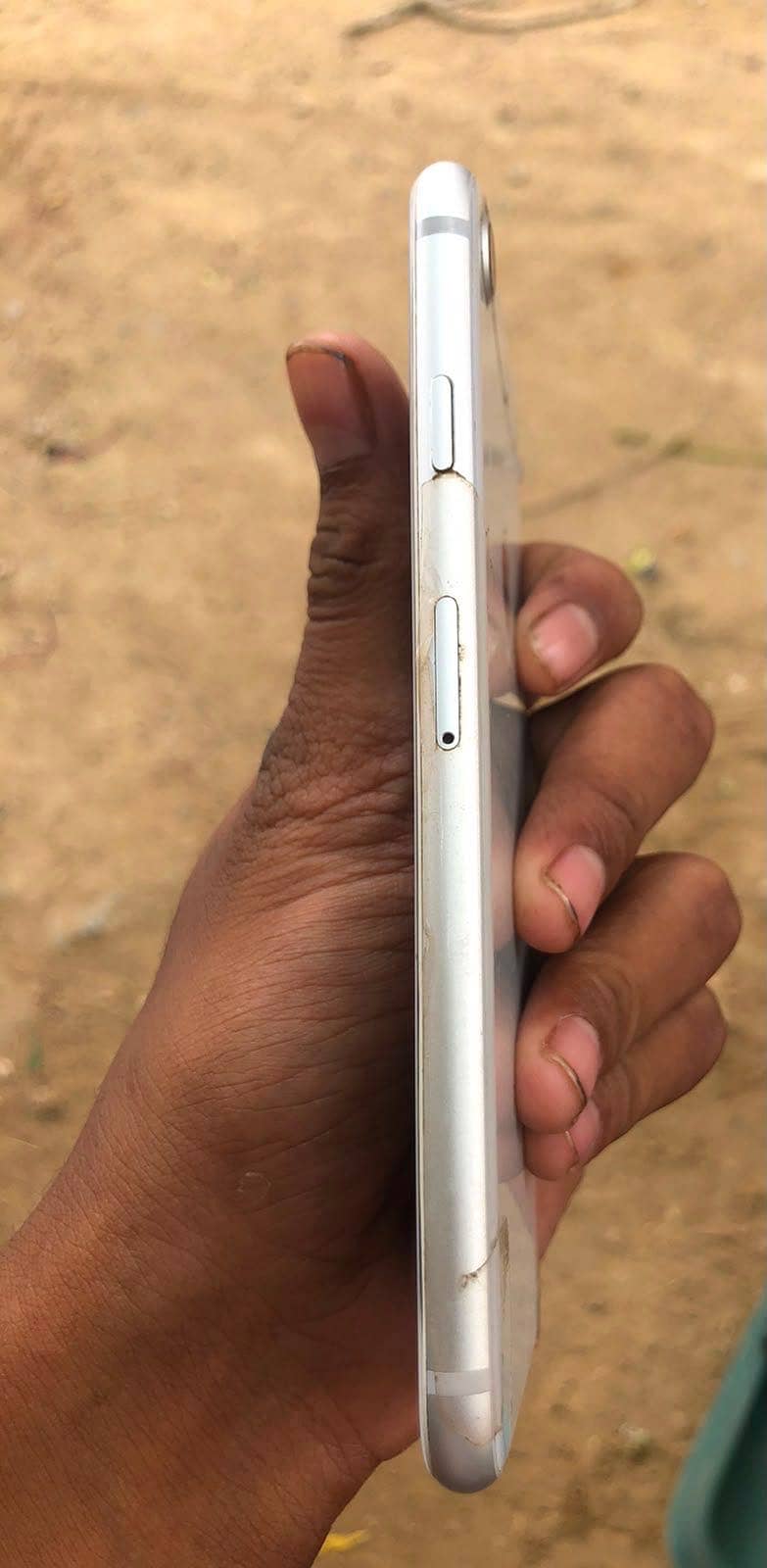Apple iPhone 8 3