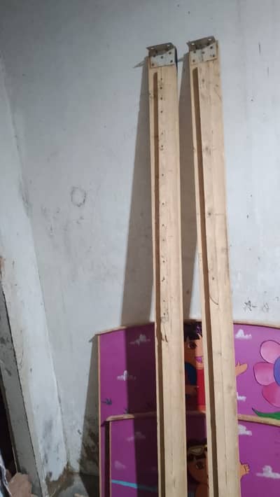 Selling kids single bed with mattress