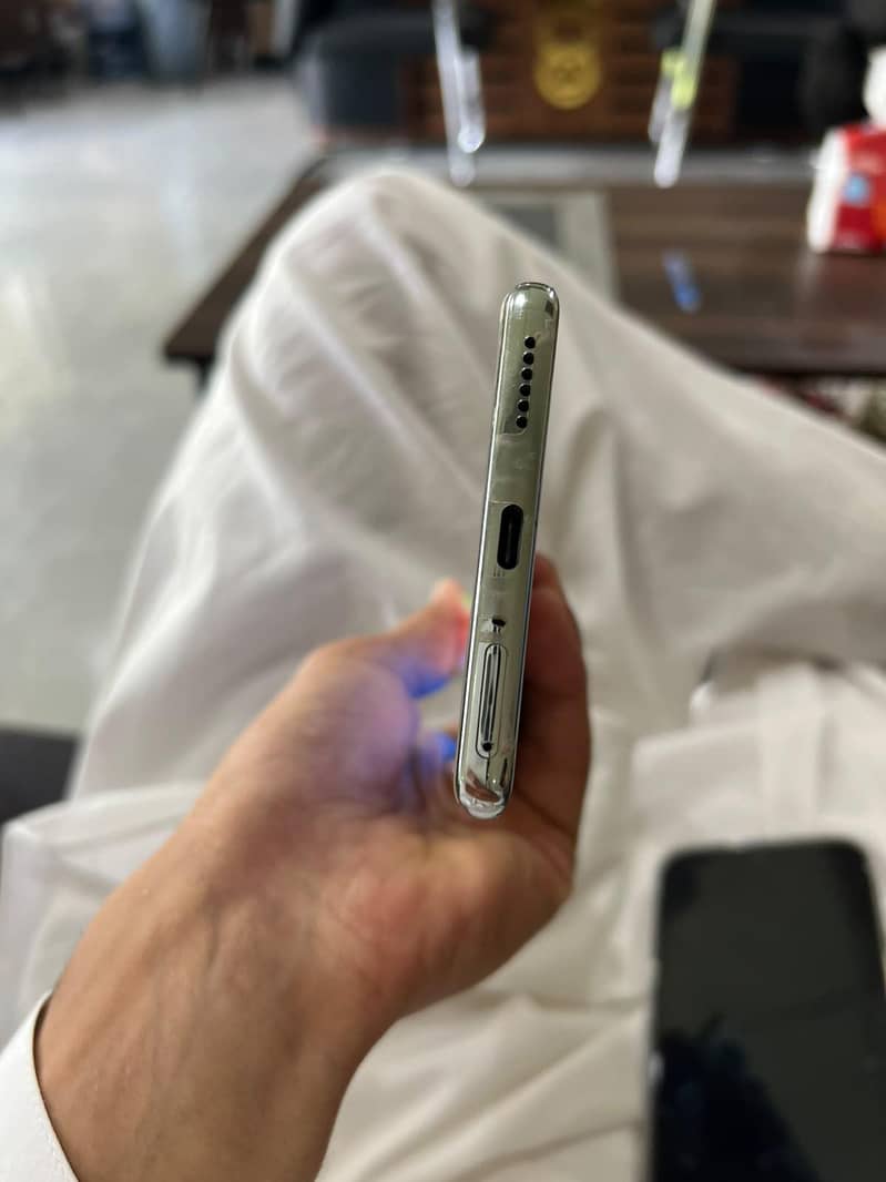 Tecno CAMON 40 Pro 3