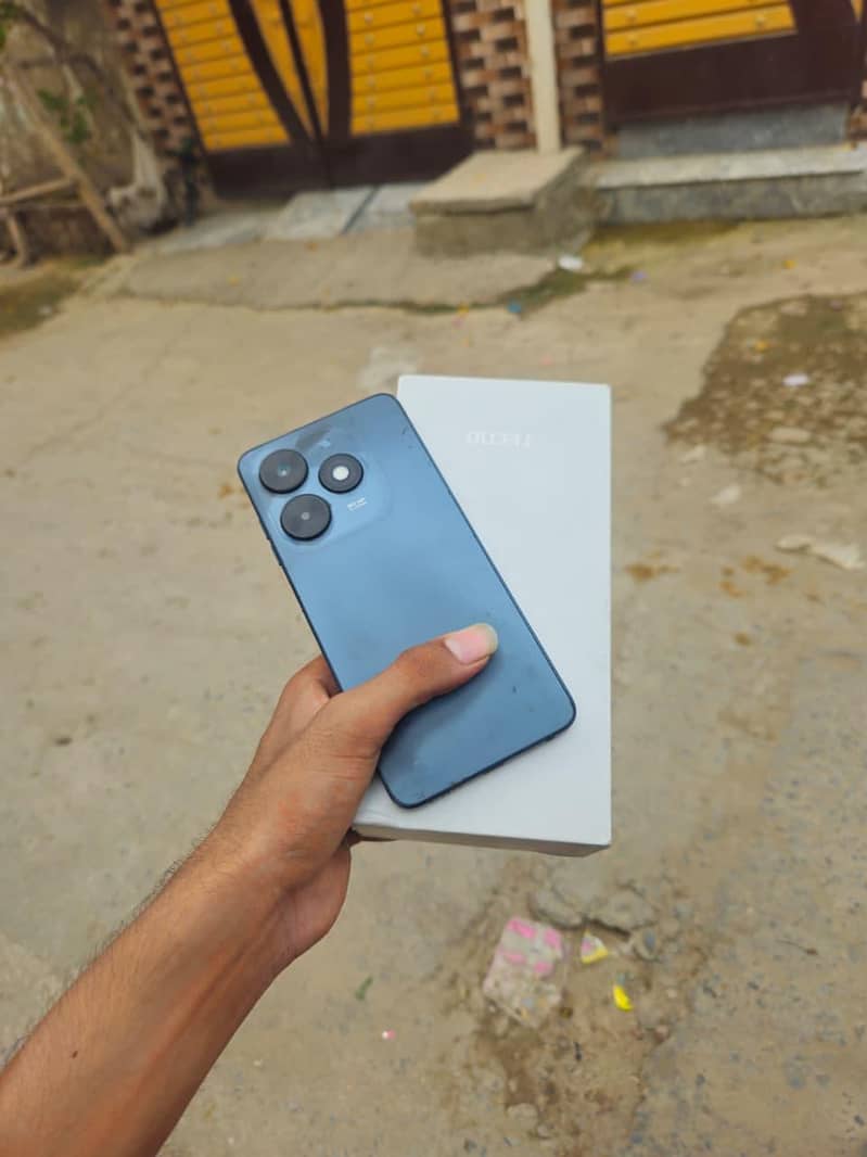 Tecno Spark 20C 0