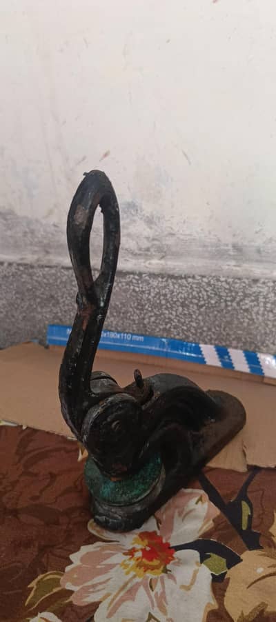 Cast iron cold stamp press