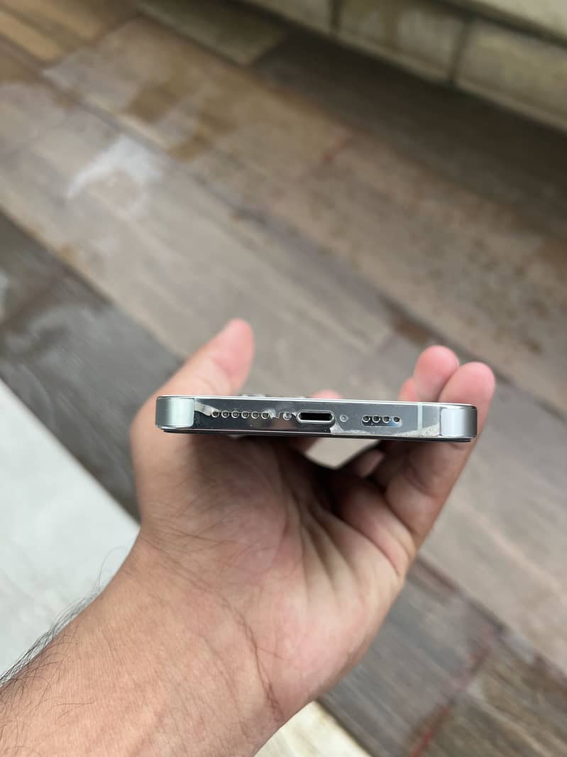 Apple iPhone 14 Pro Max 3