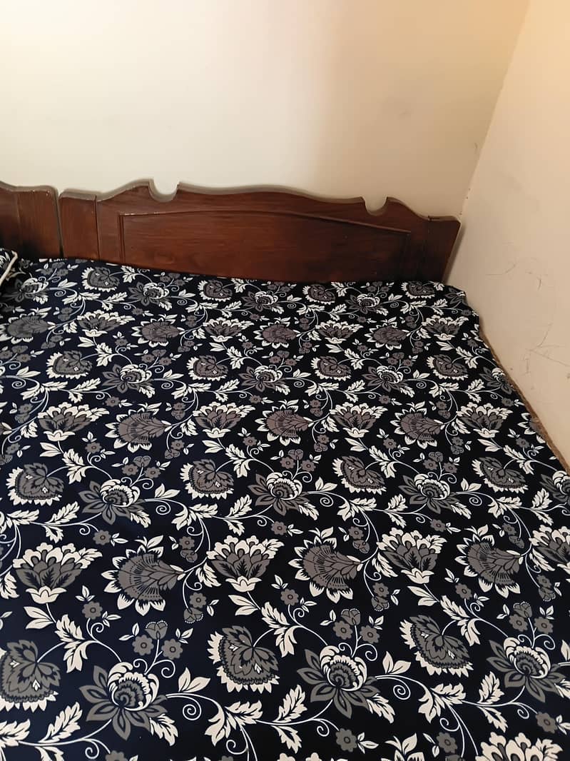 Bed Sofa Tables 2