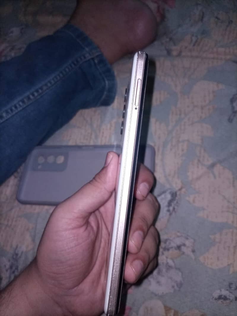 Tecno Spark 20 2