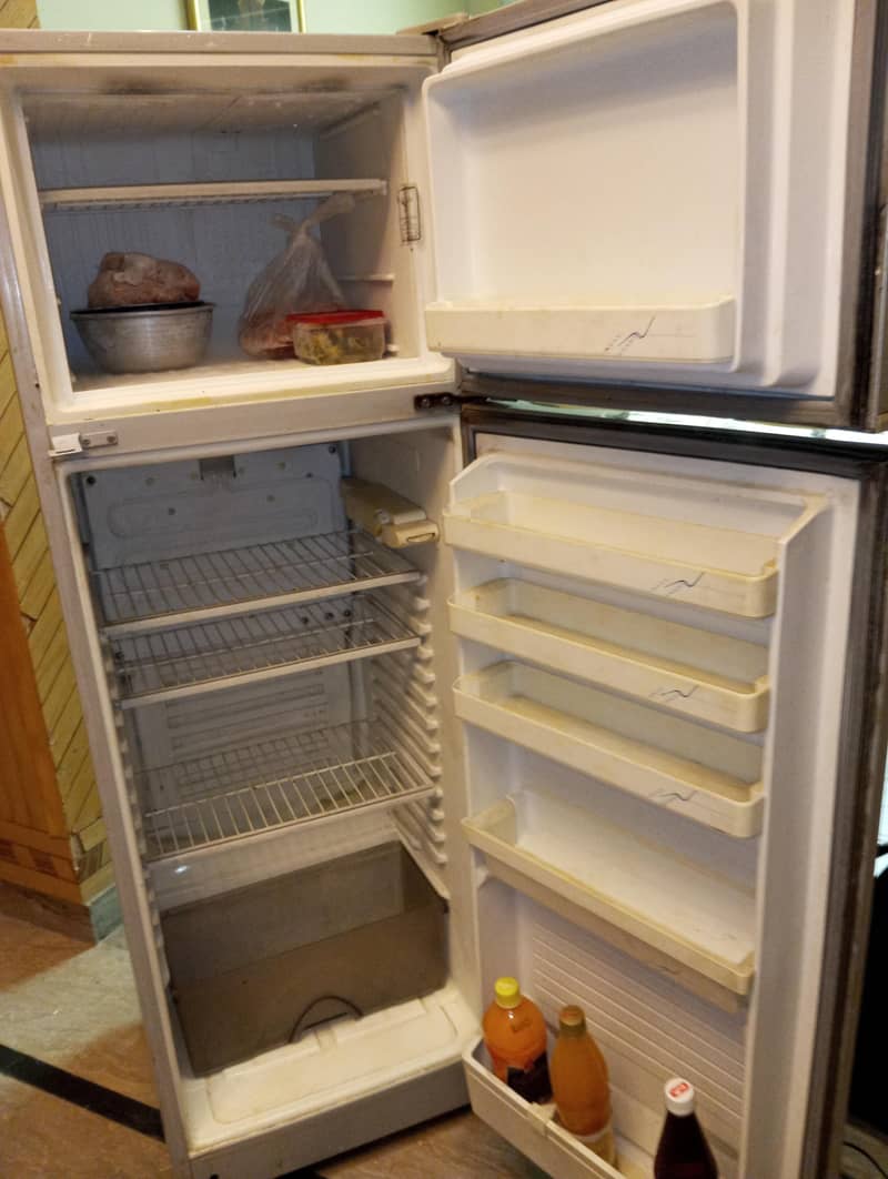 fridge/refrigerator 3
