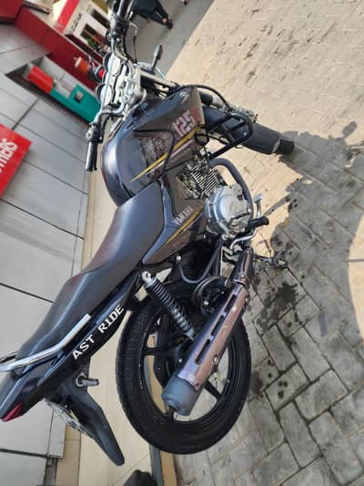 Yamaha 125G 2021 model low millage