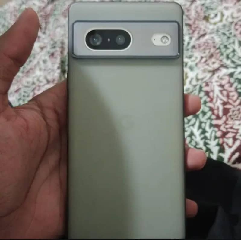 Google Pixel 7 3
