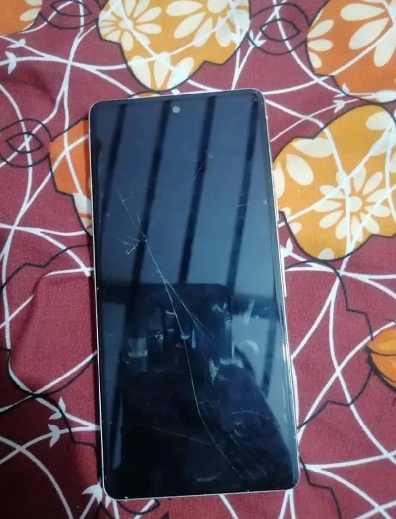 Google Pixel 7 4