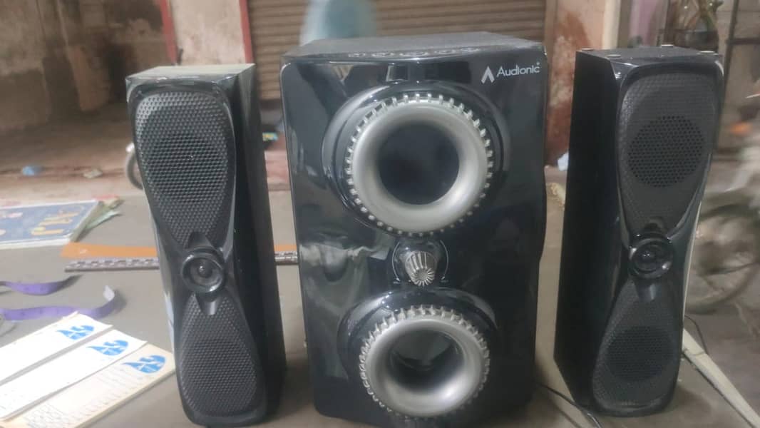 Audionic Rainbow R-35 2