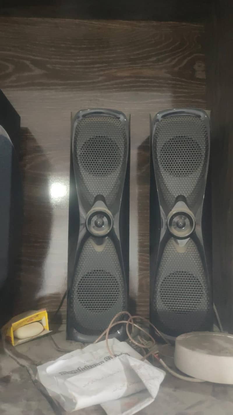 Audionic Rainbow R-35 3