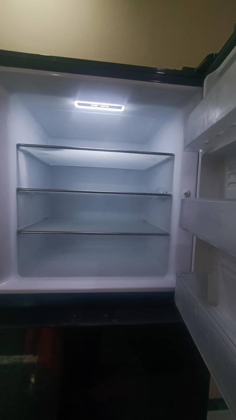 PEL REFRIGERATOR 2