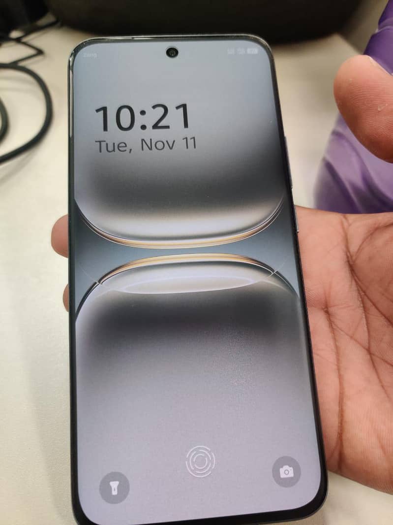 Tecno spark 40 pro plus 2