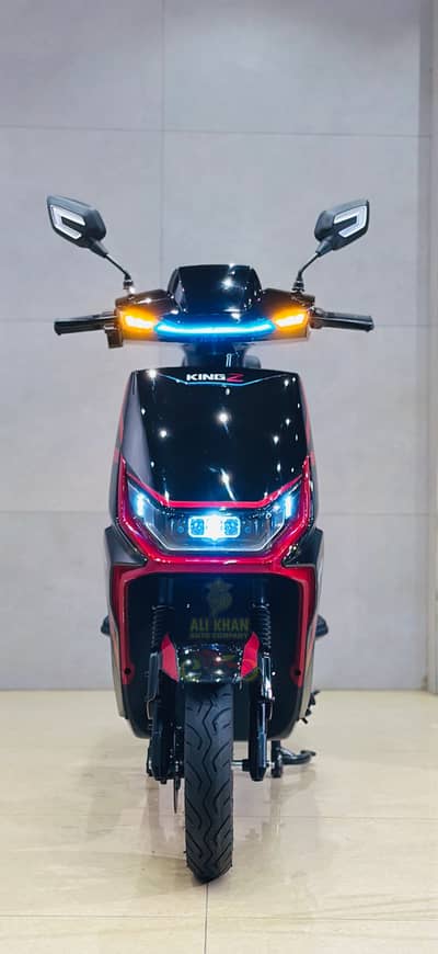 Scooty Kings Yadea Metro Evee Evon Okla EV Female Ramza