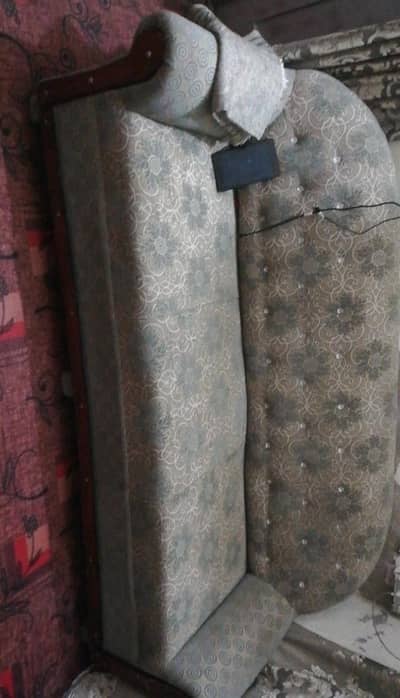 1 or 3 seater sofa