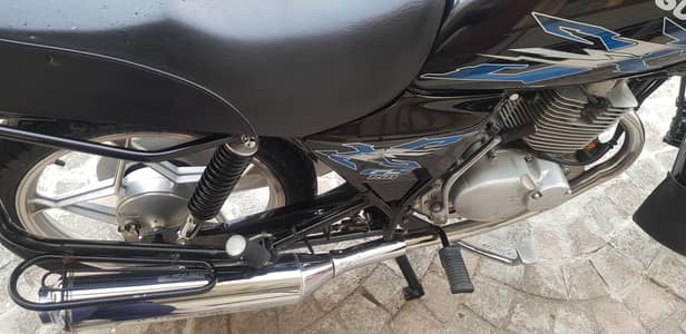 Suzuki GS 150 SE