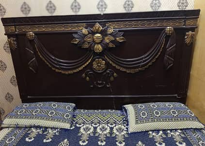 1 double king size bed
