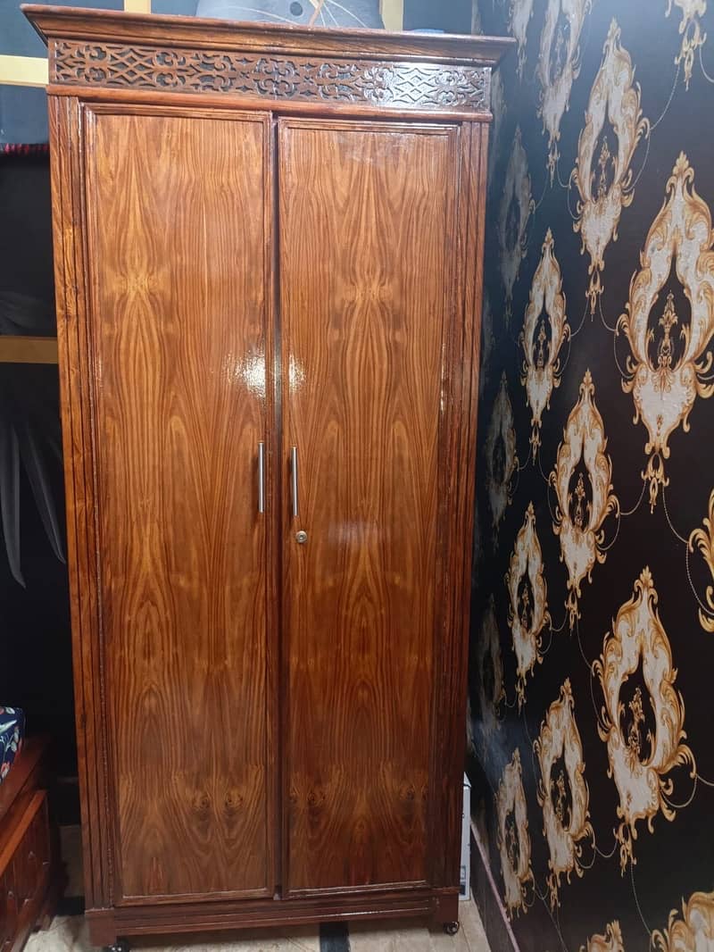 wardrobe 1