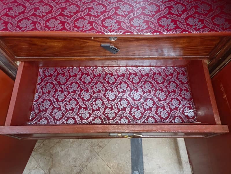 wardrobe 3