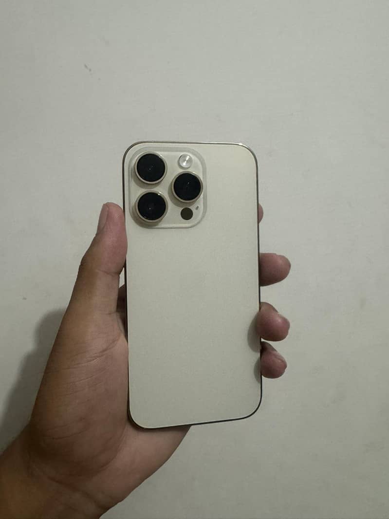 Apple iPhone 14 Pro 0