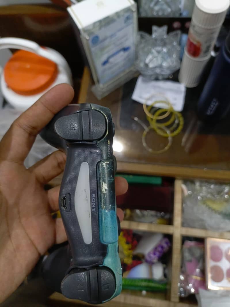 PlayStation controller 4 1