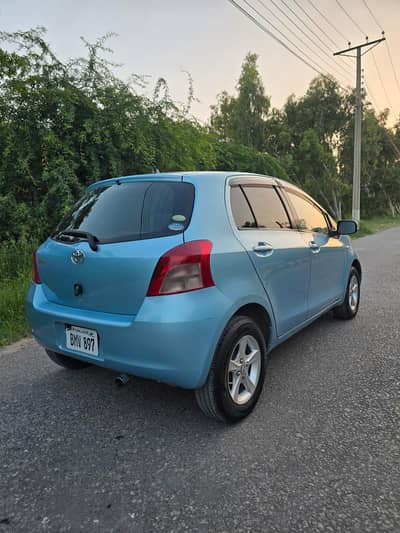 Toyota Vitz 2005