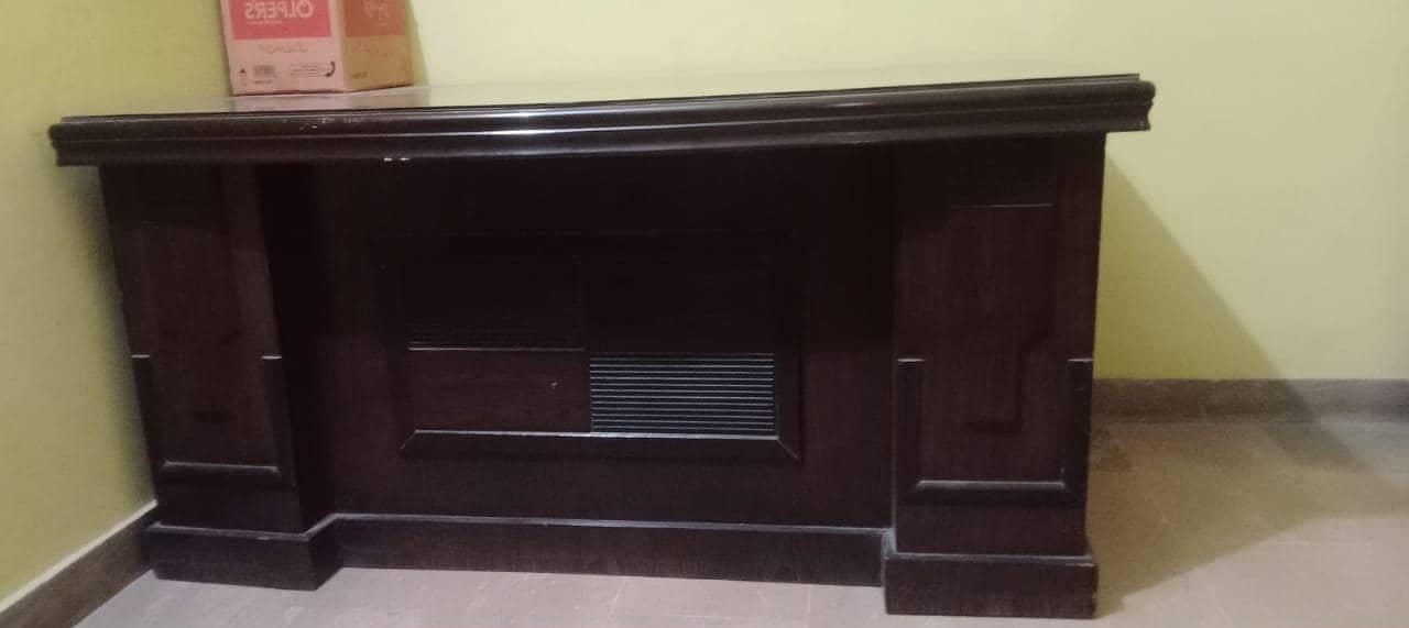 executive office table 1