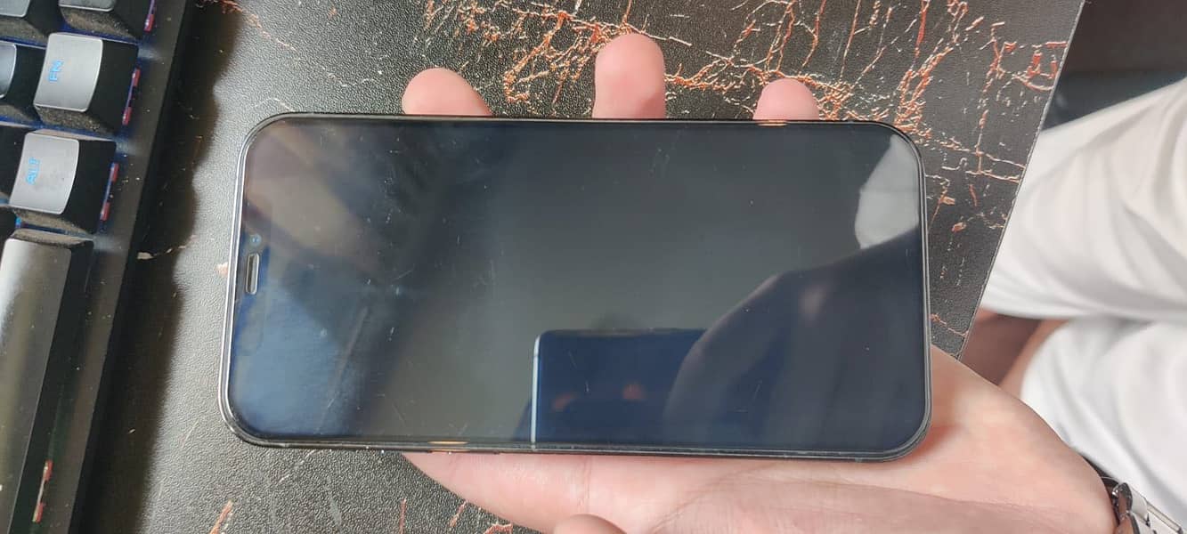 Apple iPhone 12 Pro 8