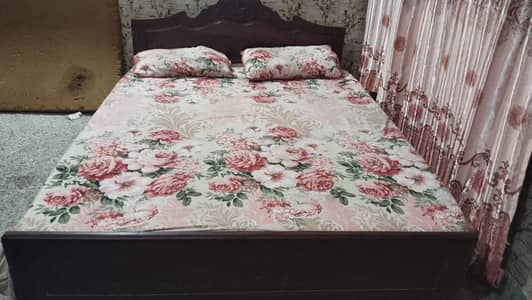 king Size master Bed with mattress