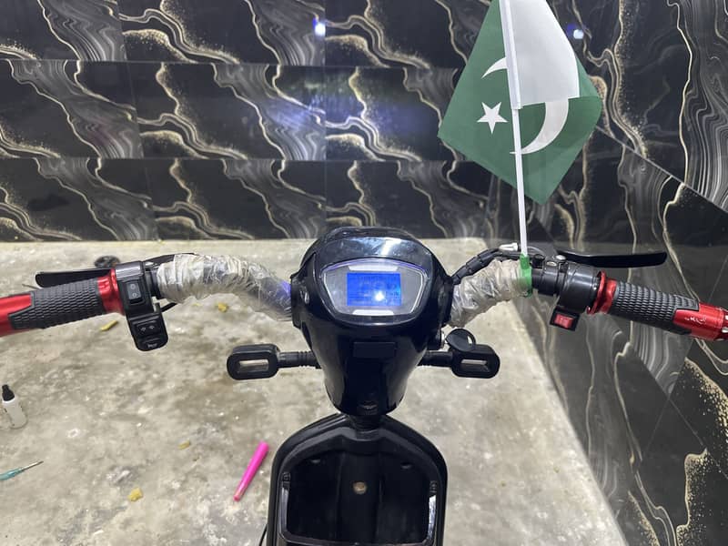 Yj future indus model 4